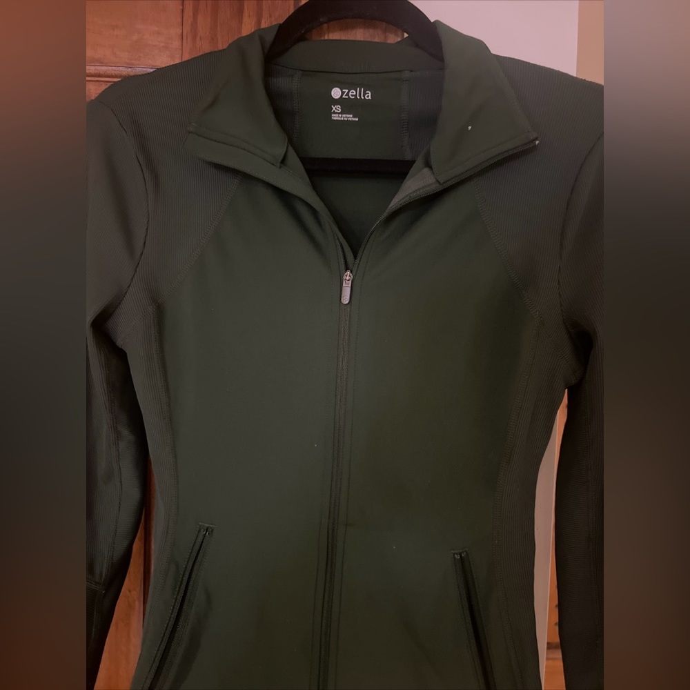 Zella activewear jacket
